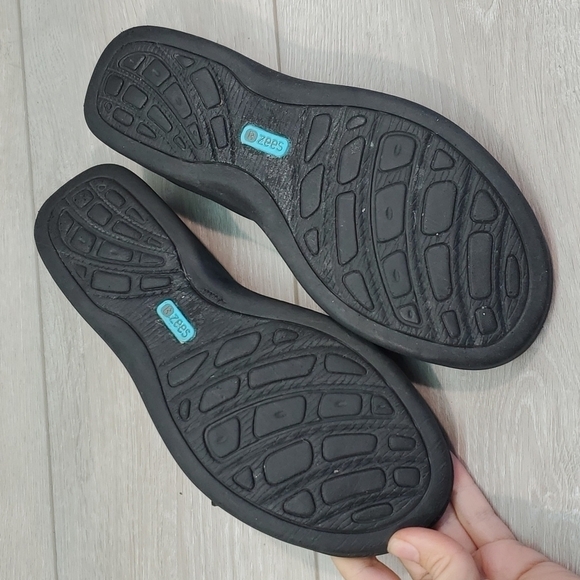 Bzees Womens Desire Comfort Peep Toe Elastic Strap Wedge Sandals shoes s… - Picture 8 of 11